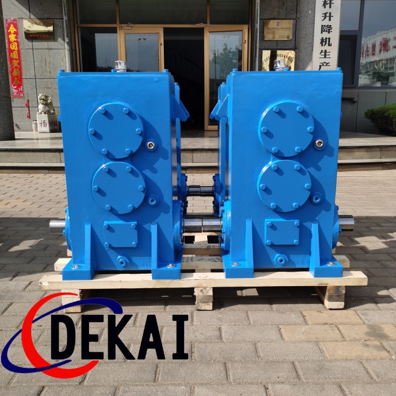 定制135雙級蝸輪齒輪平面二次包絡減速機